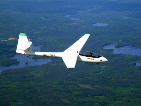 Purjekone, Selänpään lentokenttä